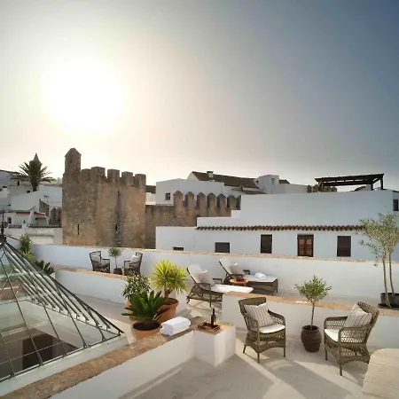 Plaza 18 - Grupo Califa ホテル *